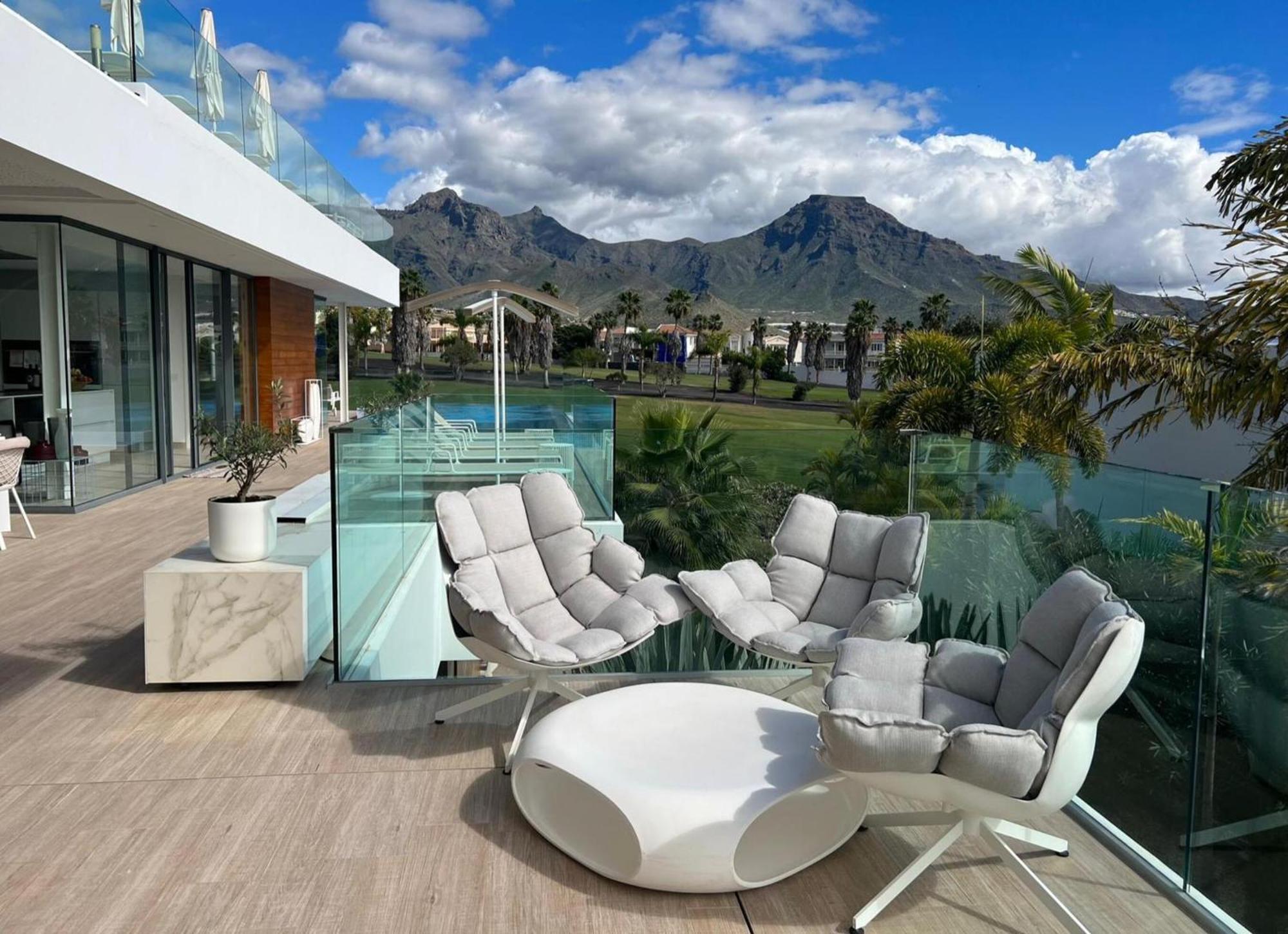 Luxury Villa Rebeka - Heated Pool And Jacuzzi Costa Adeje  Kültér fotó