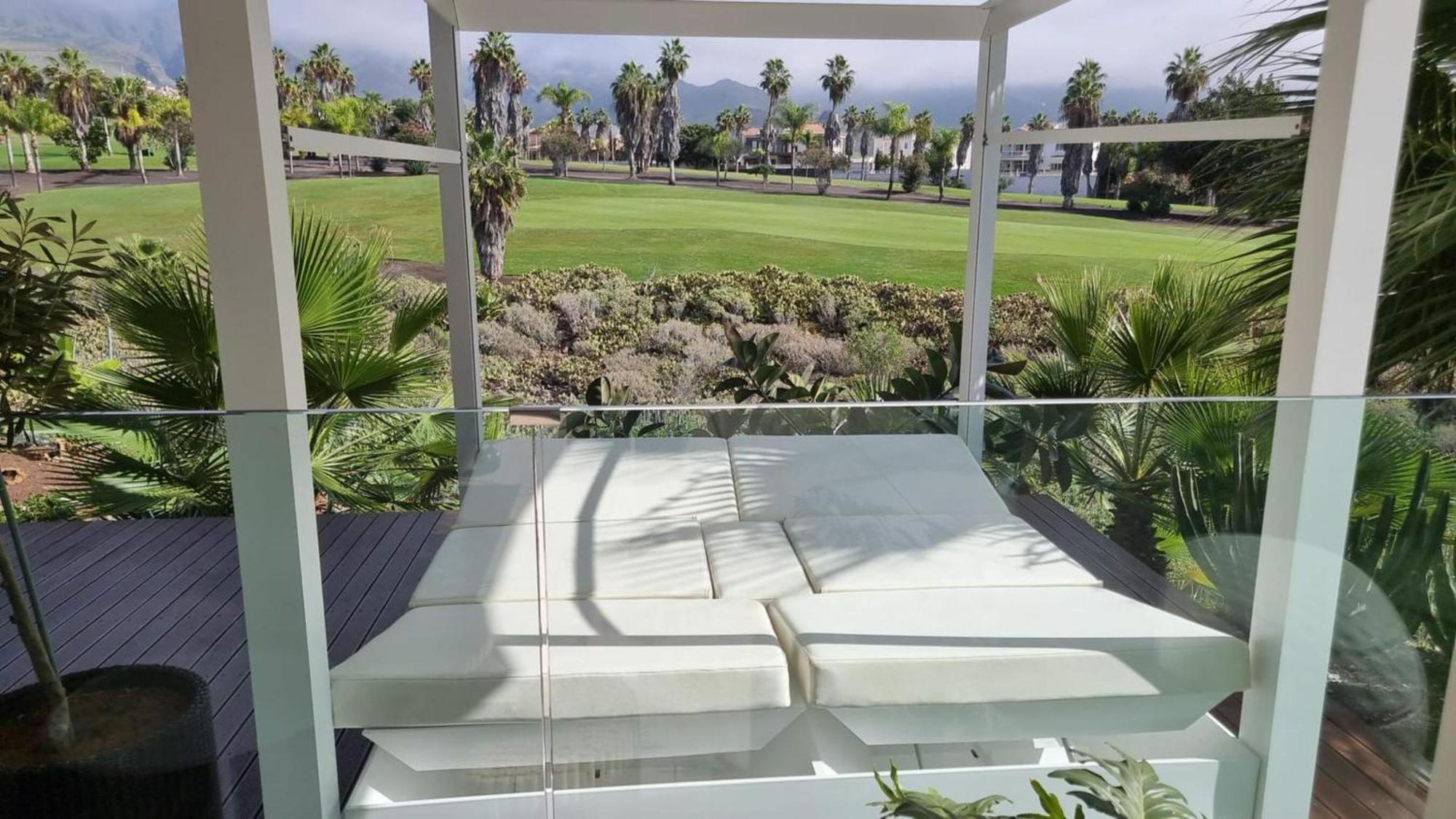 Luxury Villa Rebeka - Heated Pool And Jacuzzi Costa Adeje  Kültér fotó